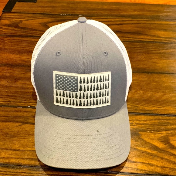 Columbia Sportswear Company Flexfit (S/M) Hat - Picture 1 of 4